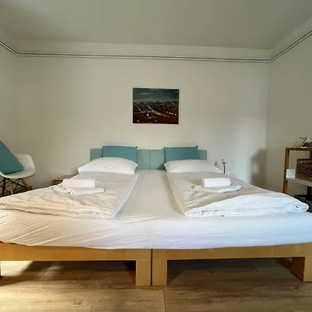 Whats-app Self-check-in - Vibrant Life In * Štýrský Hradec