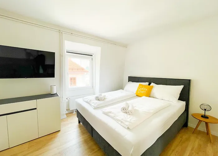 Whats-app Self-check-in - Vibrant Life In Daire *