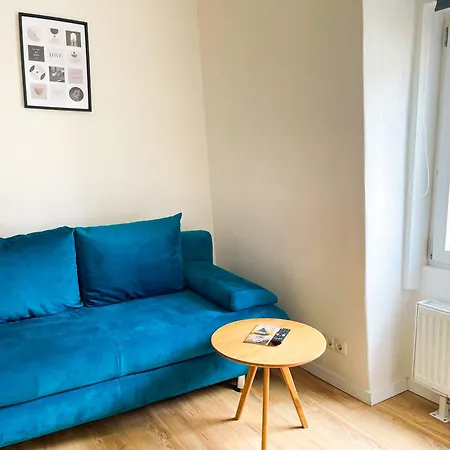 Whats-app Self-check-in - Vibrant Life In Apartment Graz