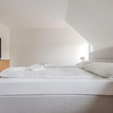 Whats-app Self-check-in - Vibrant Life In * 그라츠