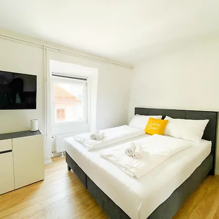 Whats-app Self-check-in - Vibrant Life In Apartmán *